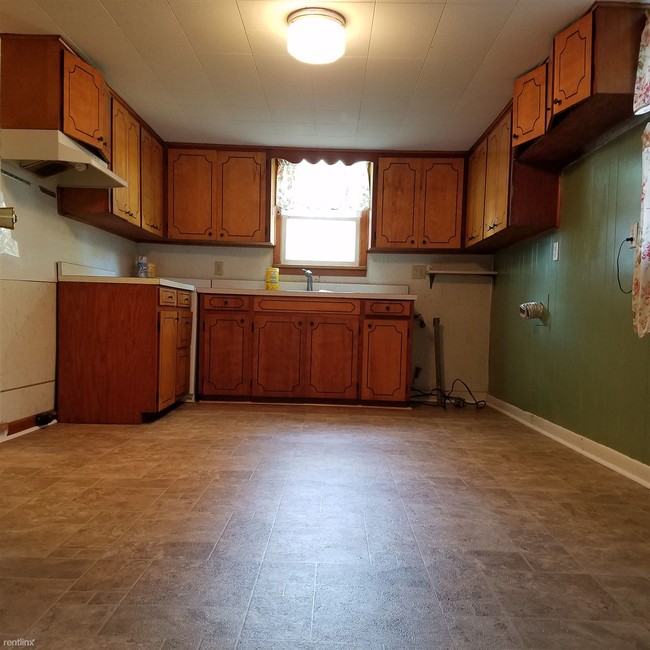 Foto del edificio - 2 br, 1 bath House - 1126 US Highway 60 W
