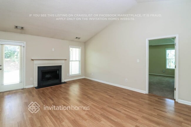 Foto del edificio - 305 Cole Creek Dr