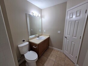 Building Photo - 4702 Pin Oak Creek Ln