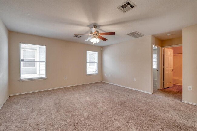 Foto del edificio - 7412 Cayenne Ln