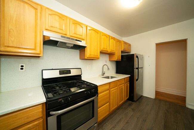 Building Photo - 3095 33rd St