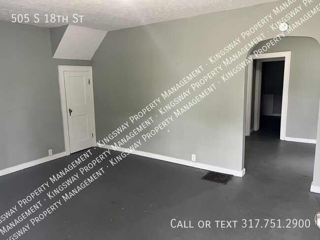 Building Photo - 505 S 18th St