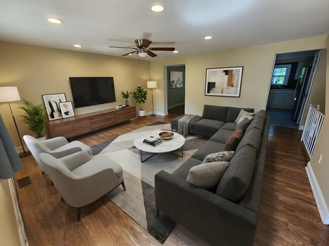 Sala de estar - 277 Lima School Ct