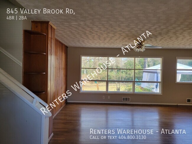 Foto del edificio - Spacious 4 Bedroom home in Decatur!