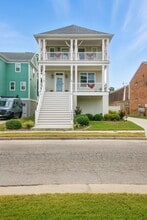 Building Photo - 9608 7th Bay St