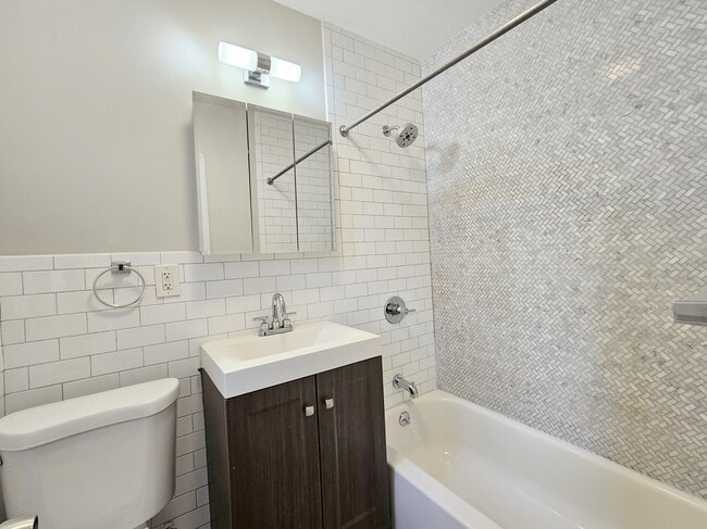 Foto del edificio - 515 W 168th St