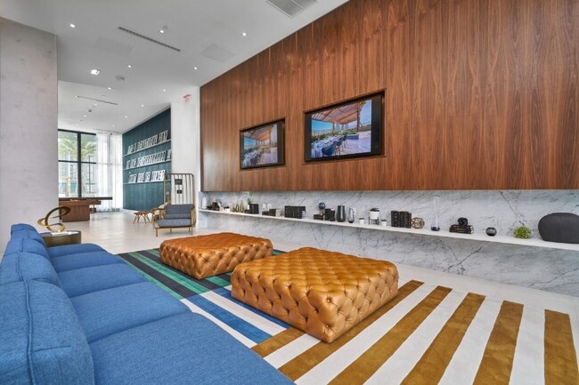 Foto del edificio - 100 NW 6 St