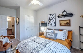 Building Photo - Stoneridge Apartments