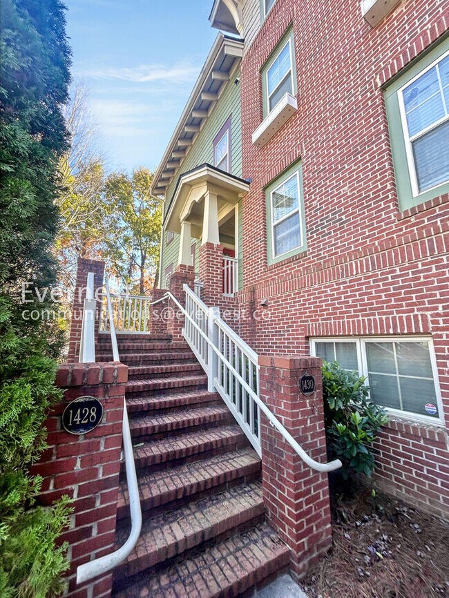 Foto del edificio - 1428 Olden Ln