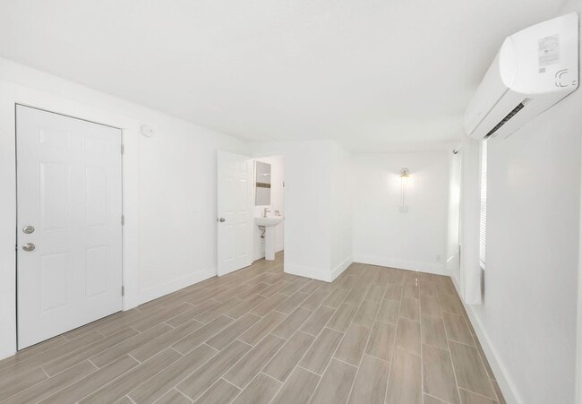 Foto del edificio - P200 - #7A Holiday Inn