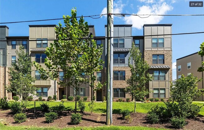 Foto del edificio - 2606 Lassen Pl