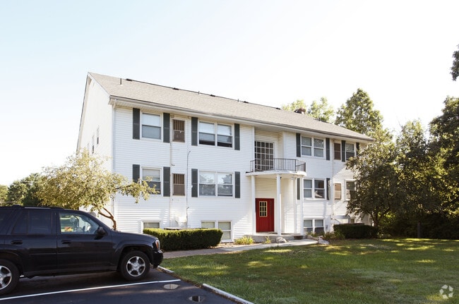 Building - Grand Pointe