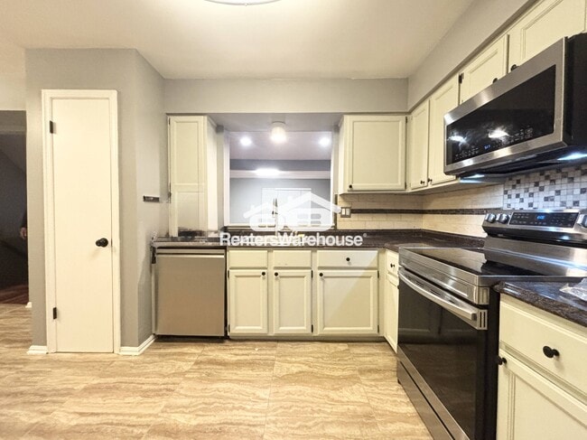 Building Photo - 4651 Hallowed Stream