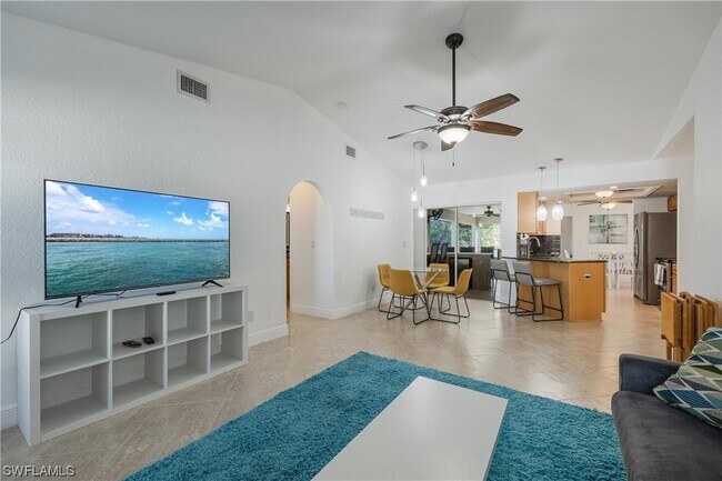 Building Photo - 1711 SW 43rd St