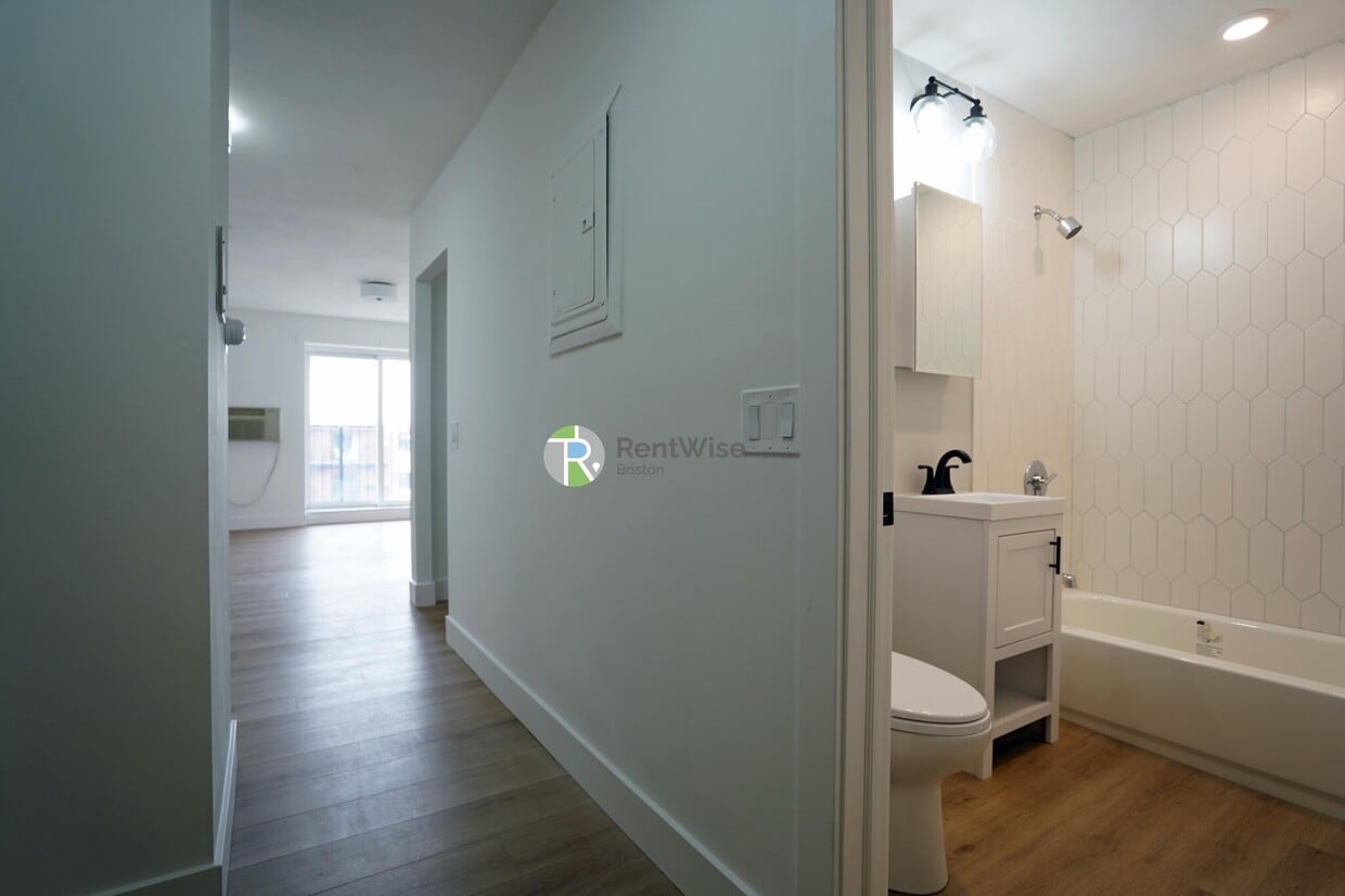 Photo - 745 East 6th St. Unit 13