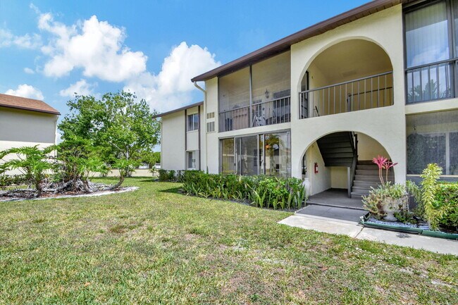 Foto del edificio - 3531 Tall Pine Way