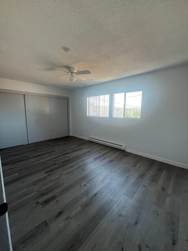 Foto del edificio - 2500, 2506 E Spaulding Ave.