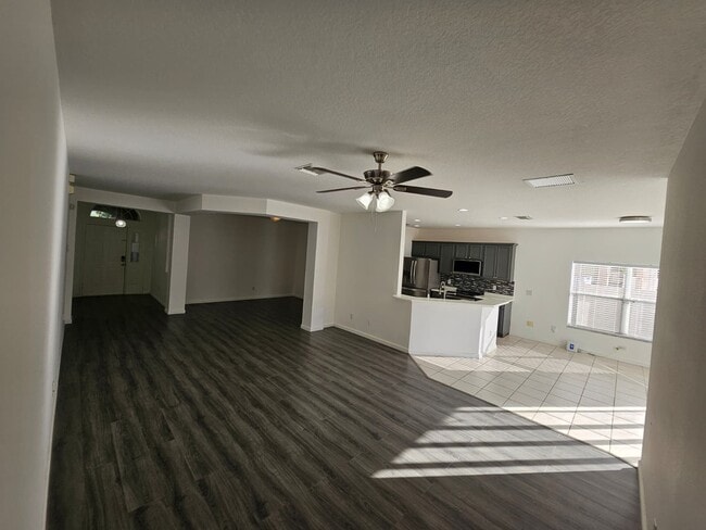 Building Photo - 14548 Grand Cove Dr