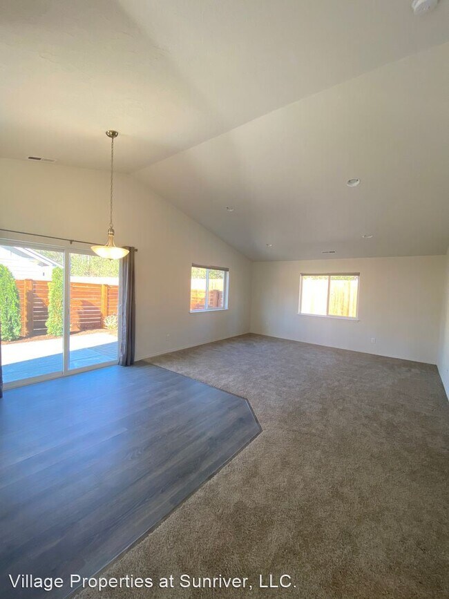 Building Photo - 3 br, 2 bath House - 51407 Evans Way, La P...
