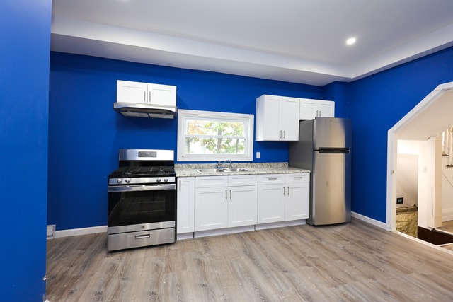 Building Photo - 6 Monponset St