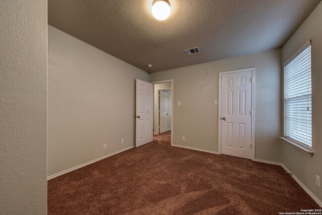 Building Photo - 10907 Cimarron Cove