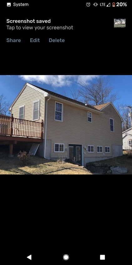 Building Photo - 15 Young St