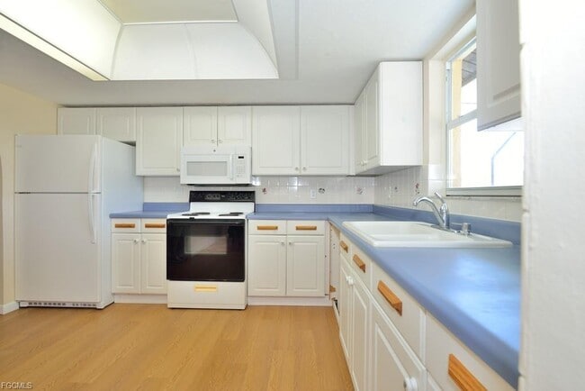 Foto del edificio - 1579 25th St SW