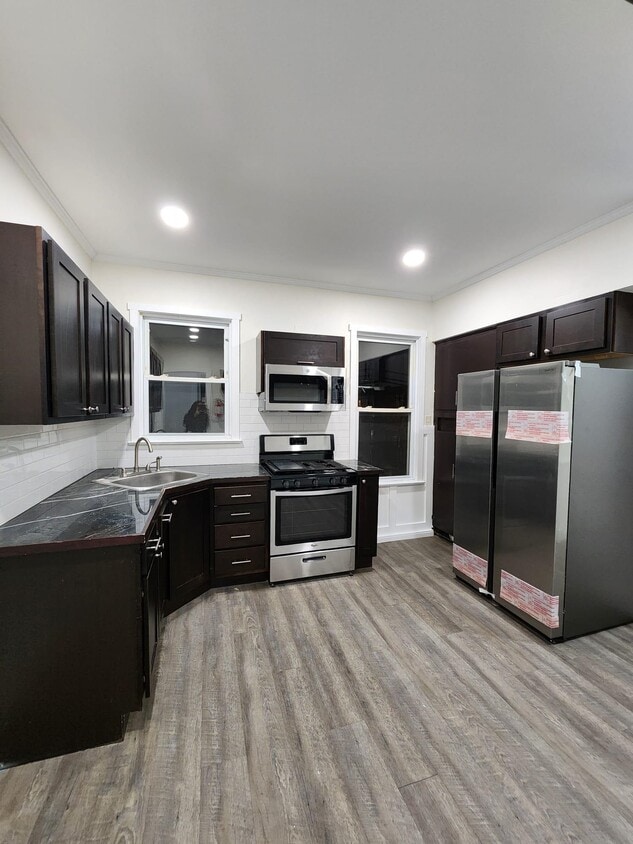 65 Halstead St Unit 3, Kearny, NJ 07032 Room for Rent in Kearny, NJ