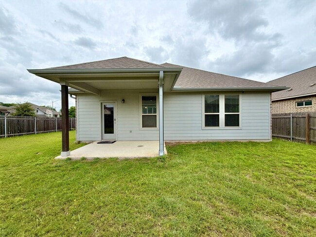 Building Photo - 877 Centerra Hills Cir
