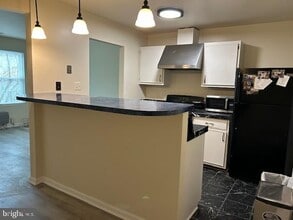 Building Photo - 15417 Reprise Terrace