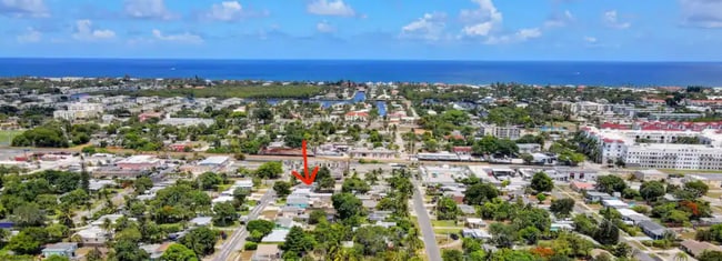 Photo - 140 SE 9th Ave House