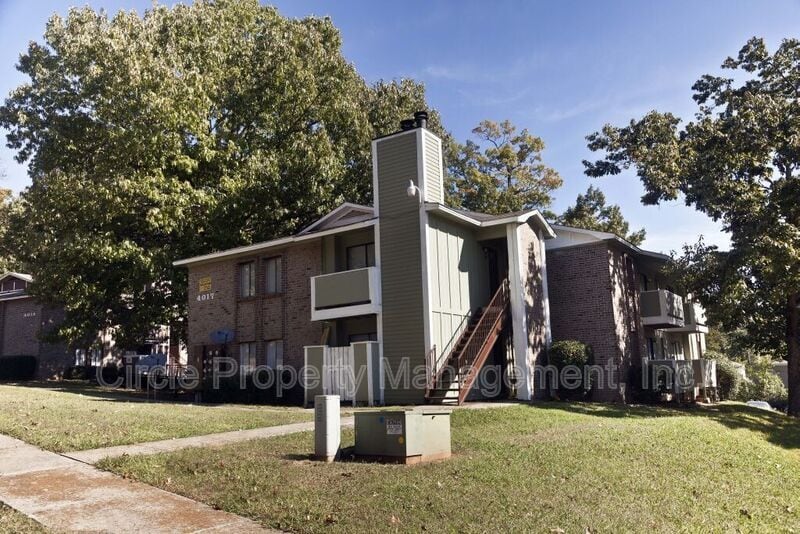 Primary Photo - 4017 Hunters Ridge Dr SW