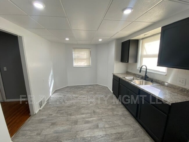 Building Photo - 14914 Marlowe St