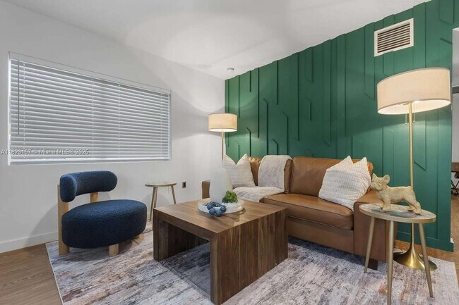 Foto del edificio - 1428 NE 153rd Terrace