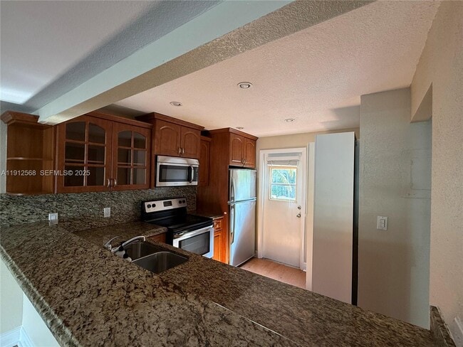 Building Photo - 3745 NE 171 St