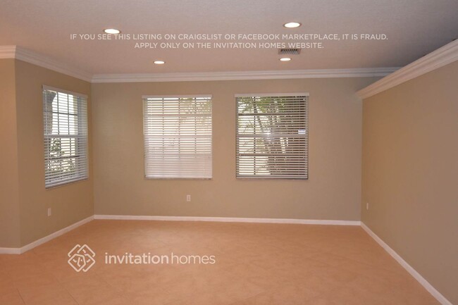 Building Photo - 9091 Dupont Pl