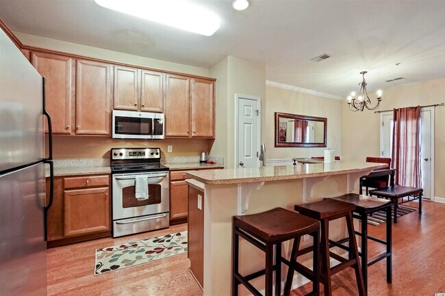 Building Photo - 3533 Fountain Ln