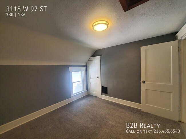 Foto del edificio - 3118 W 97th St