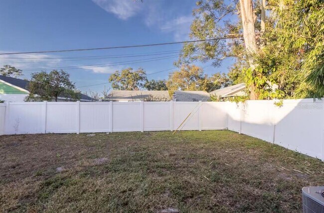 Foto del edificio - 5145 Preston Ave S