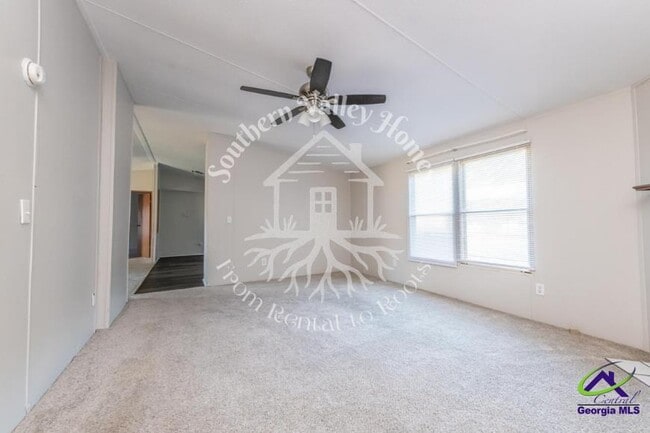 Building Photo - 349 Brighton Dr