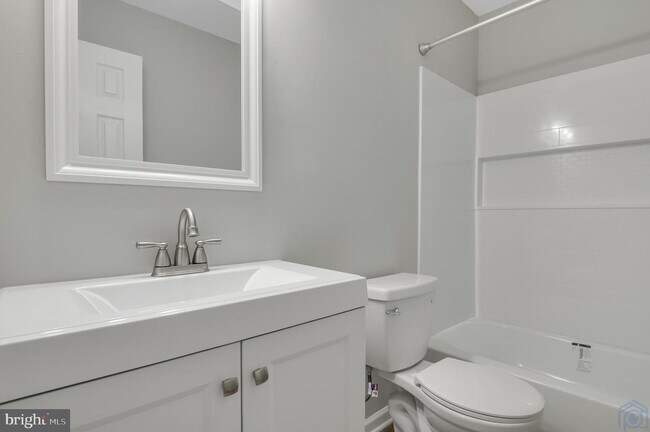 Foto del edificio - 2308 Wagon Wheel Ct