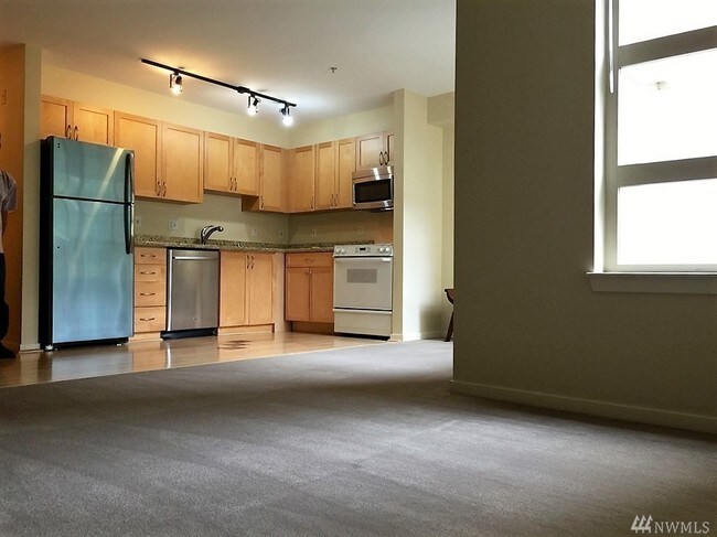 Foto del edificio - 111 108th Ave NE