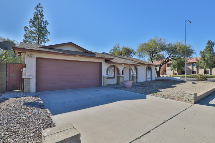 Primary Photo - 1127 W Jacinto Circle, Mesa, Az.
