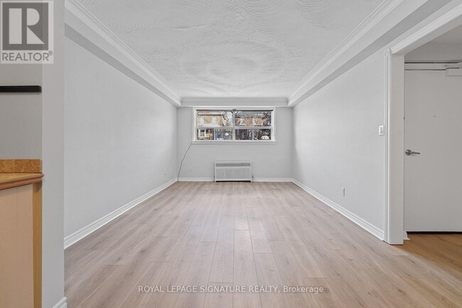 Building Photo - 44 Albert Ave