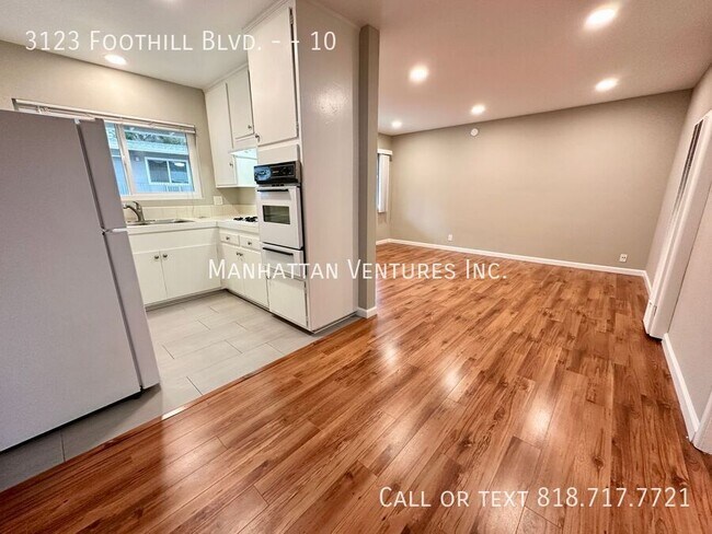 Foto del edificio - 3123 Foothill Blvd