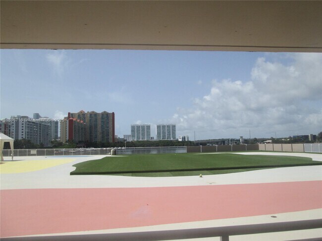 Foto del edificio - 250 174th St