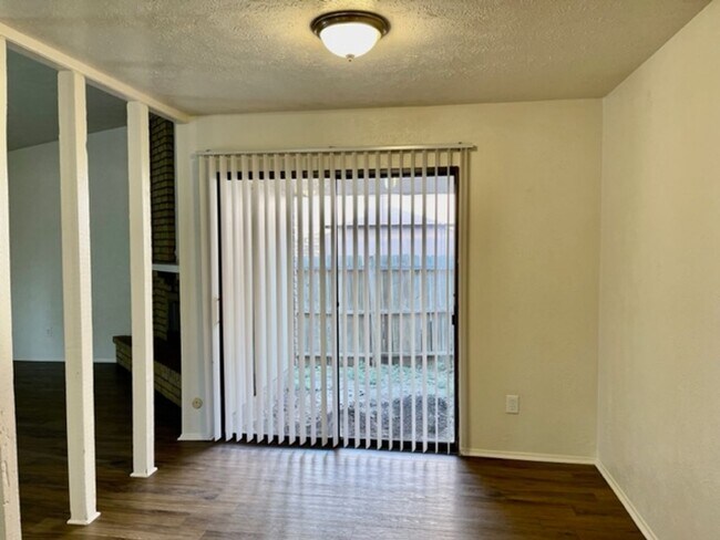 Foto del edificio - Nice updated single story home in Keller ISD