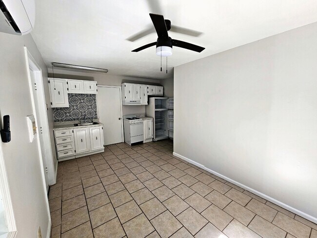 Foto del edificio - 101 Mandalay Rd