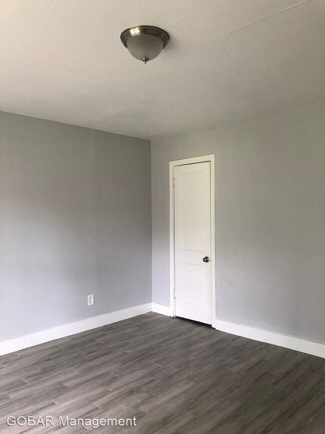 Foto del edificio - 2 br, 1 bath House - 4555 Laredo St