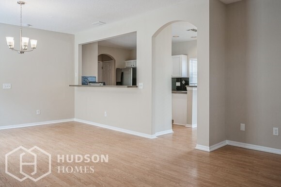 Foto del edificio - NOW AVAILABLE! 8418 Hawbuck St, New Port R...